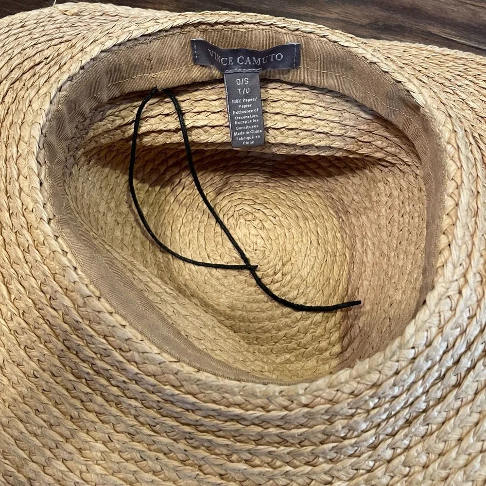 Vince Camuto stains or woven